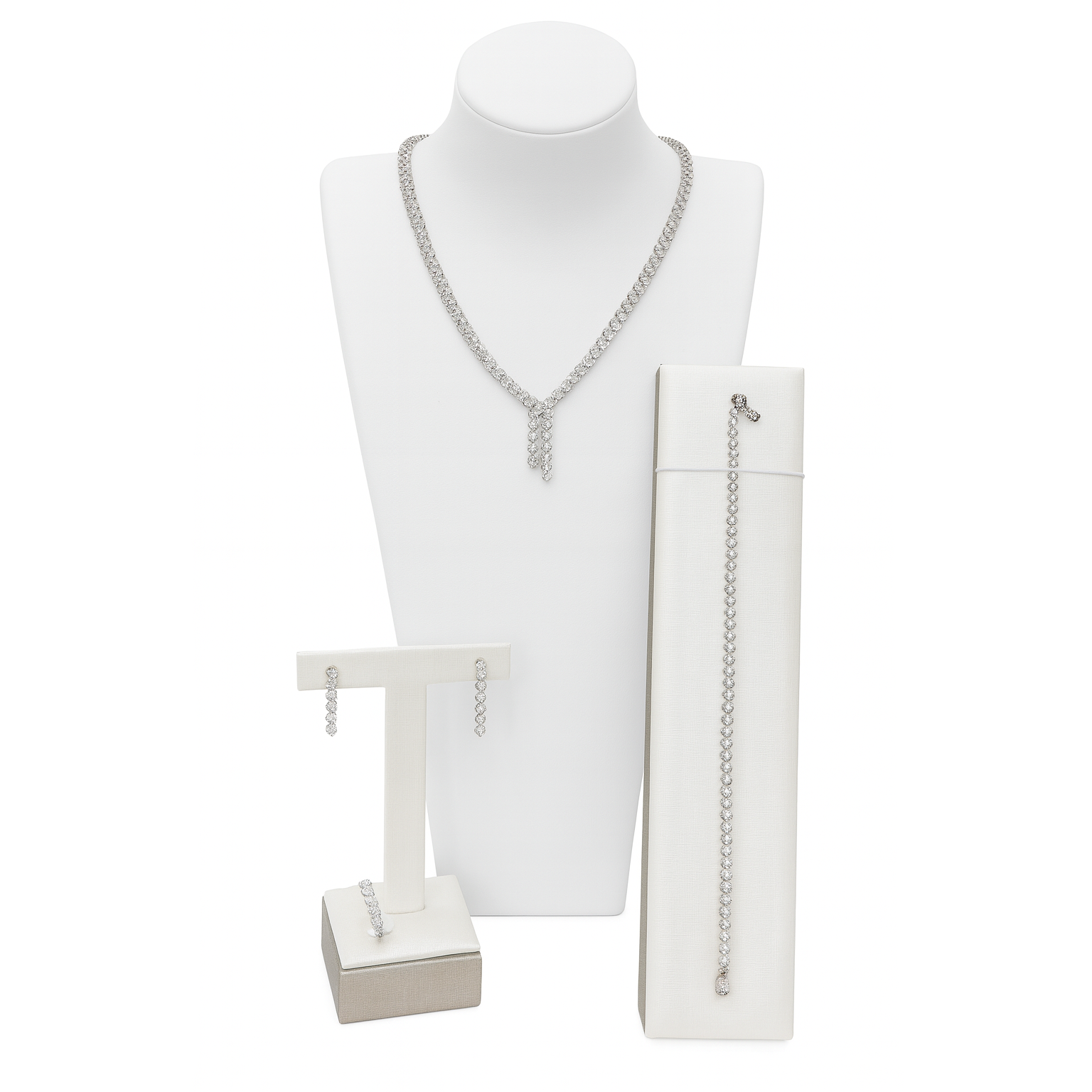 Εντυπωσιακό Σετ Βραδινό Ασήμι 925 με Λευκές Πέτρες Ζιργκόν Εντυπωσιακό Σετ Βραδινό Ασήμι 925 με Λευκές Πέτρες Ζιργκόν